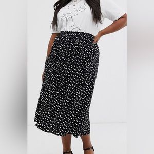 Midi Heart Skirt with pockets